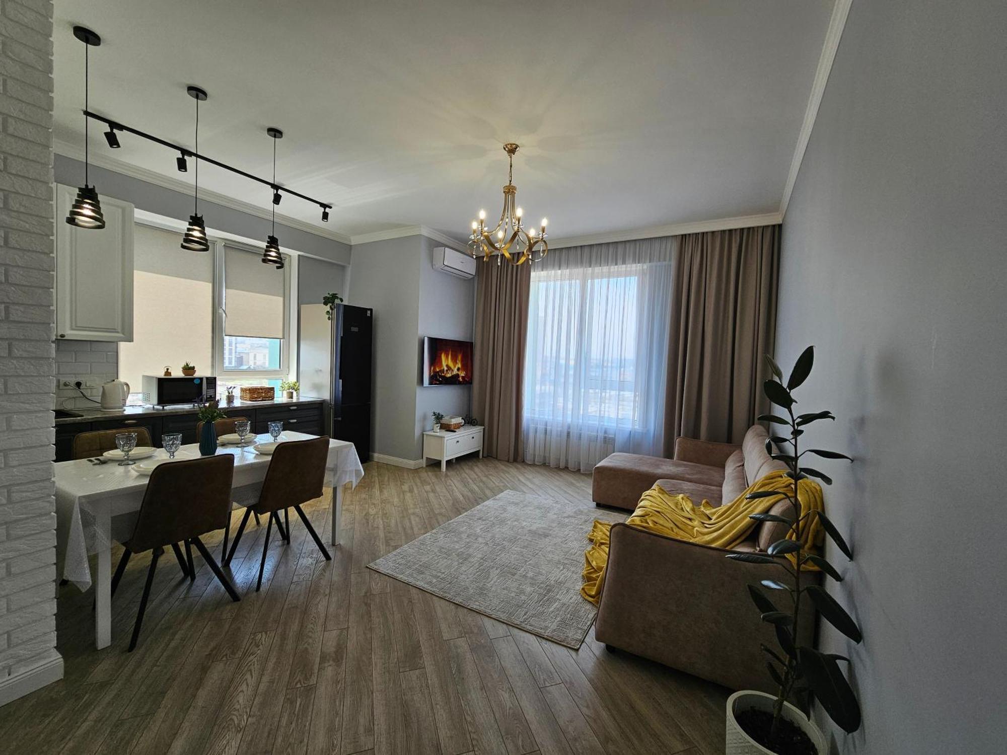 אלמטי 3 Room Gagarin Park Residential Complex Near Mega Shopping Mall מראה חיצוני תמונה