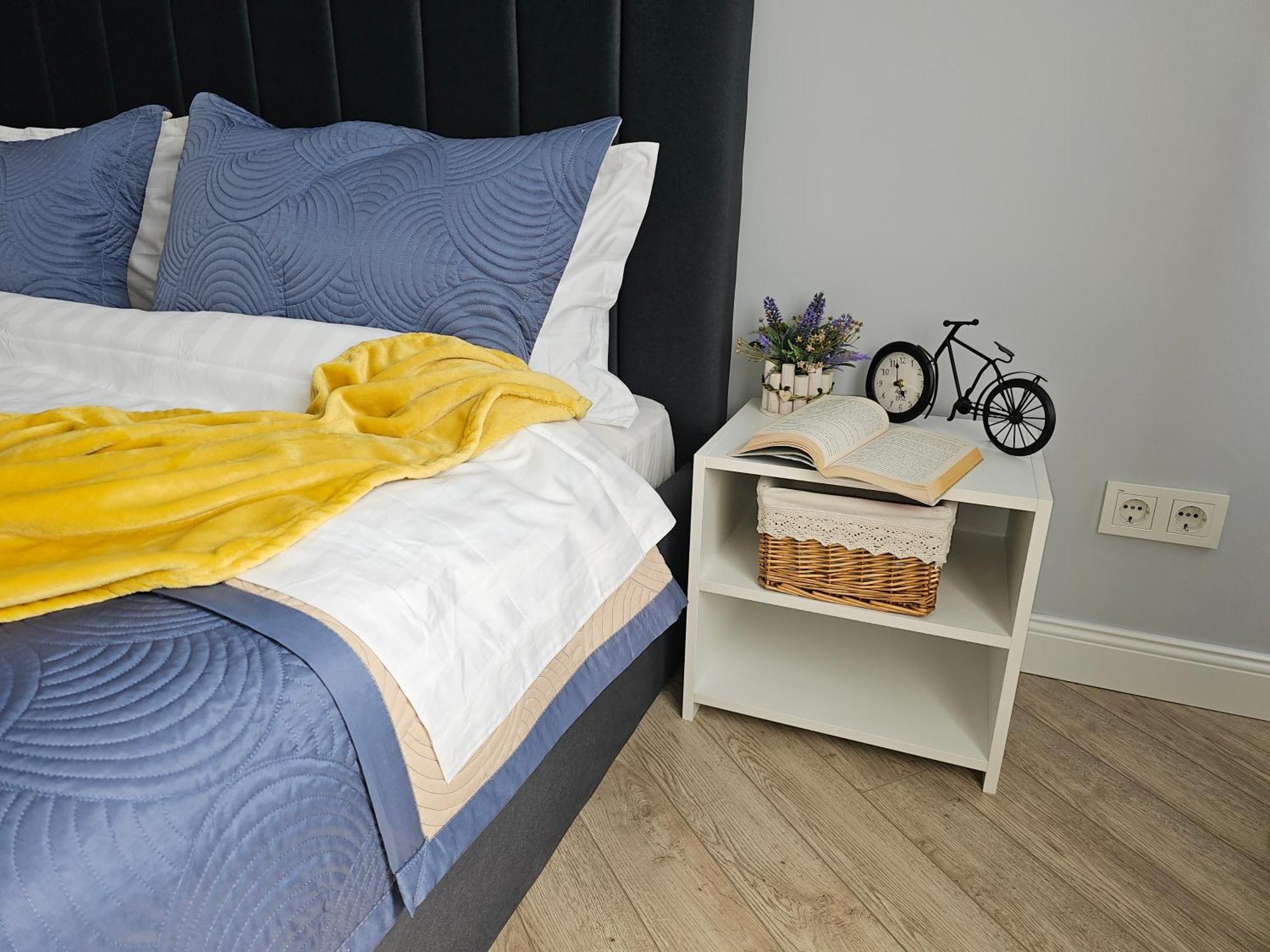 אלמטי 3 Room Gagarin Park Residential Complex Near Mega Shopping Mall מראה חיצוני תמונה